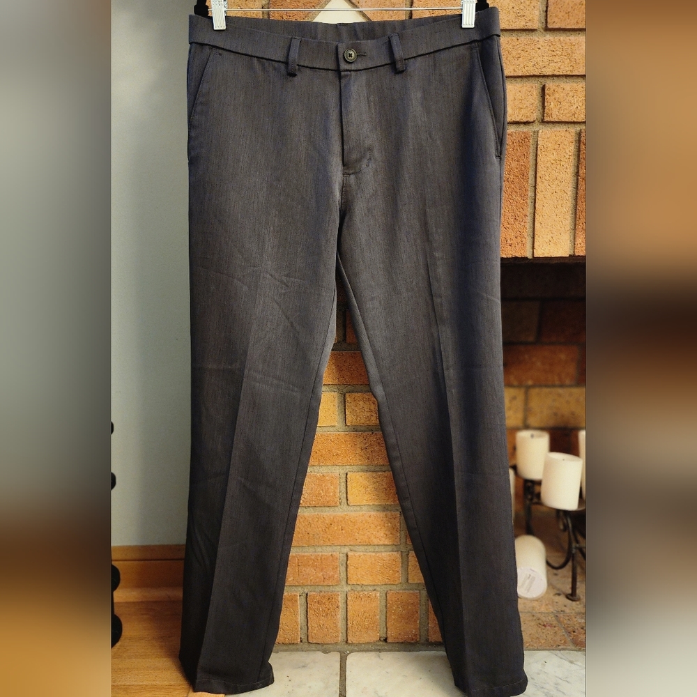 Haggar H26 mens charcoal Gray slim fit pants